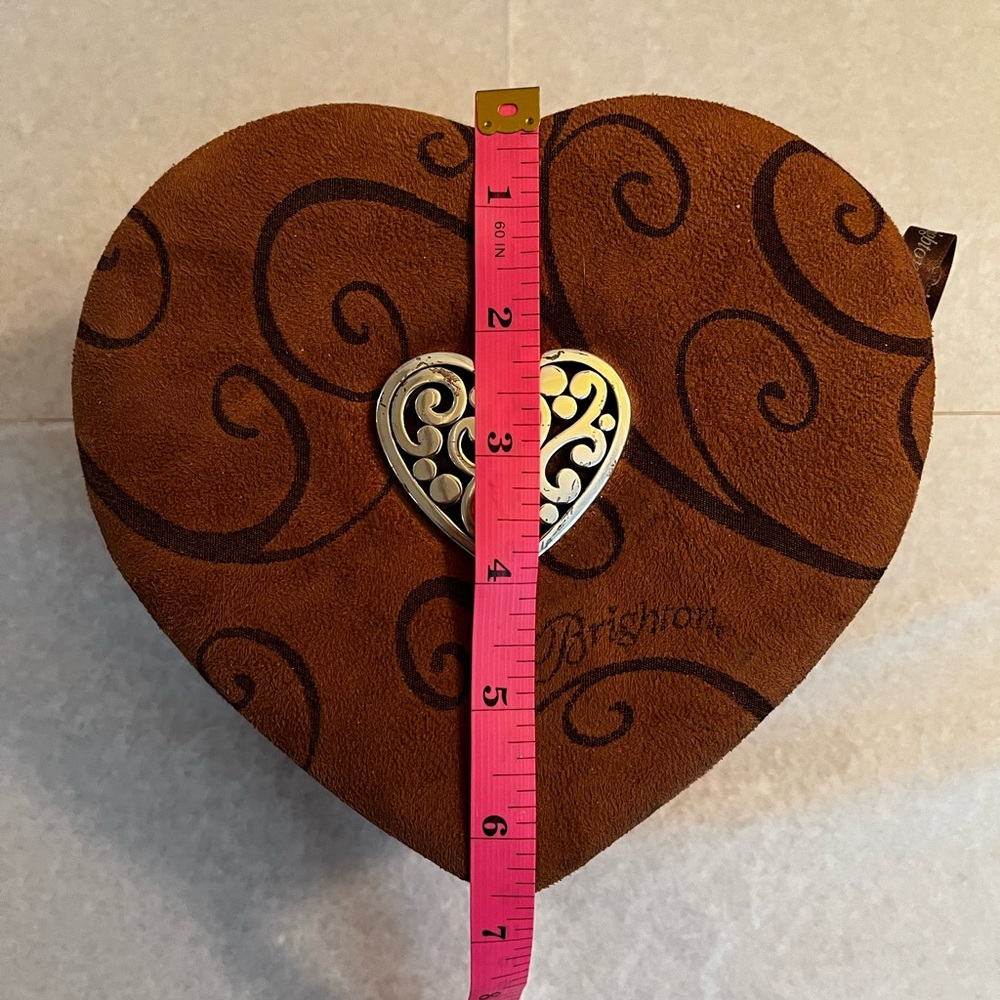 Brighton FILL YOUR HEART  Suede 7" Heart Shaped Jewelry Box/Organizer - Picture 12 of 13